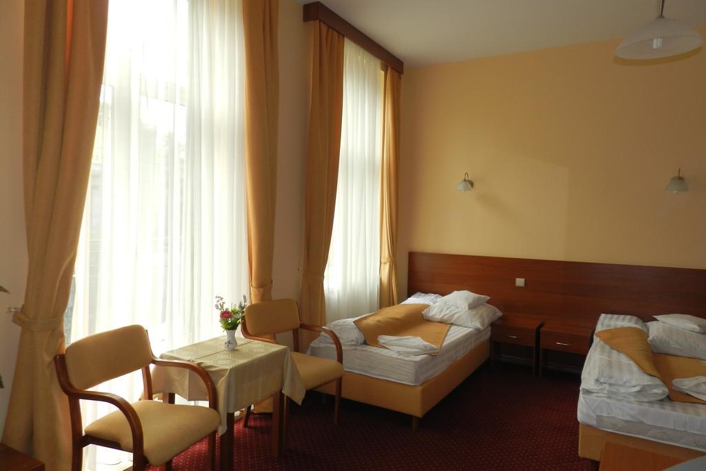 Soplicowo Hotel Krynica Zdroj Exterior photo